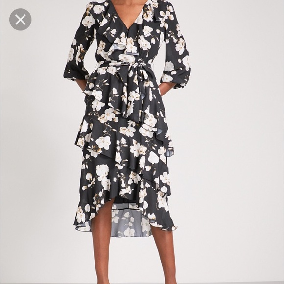 Alice + Olivia Dresses & Skirts - Alice and Olivia key dress holiday an blossom